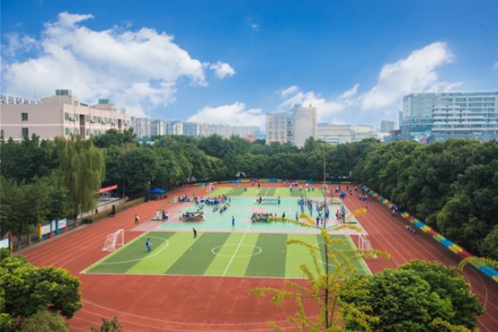 成都佳兴外国语学校环境