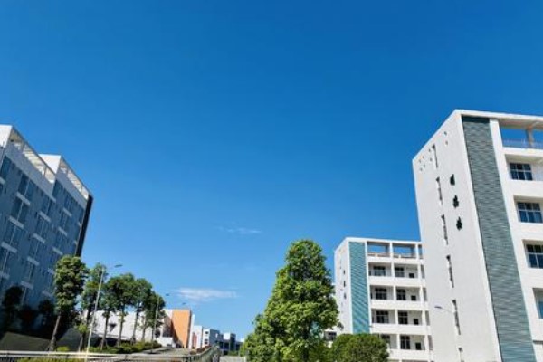 大邑中学教学楼 大邑中学教学楼