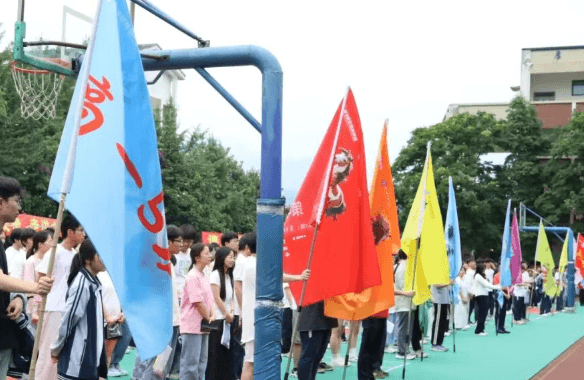都江堰市育才高级中学校 都江堰市育才高级中学校