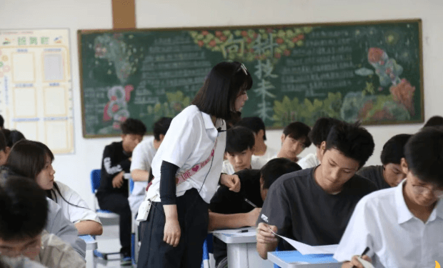 川绵高技校 川绵高技校
