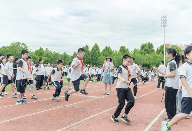 新川外国语