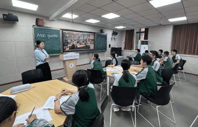 成都实外新都五龙山学校