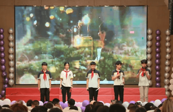 彭州市宏德学校