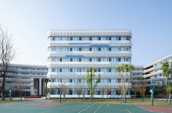 成都东辰外国语学校教学楼