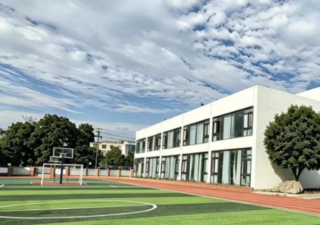 武侯区育英学校操场 武侯区育英学校操场