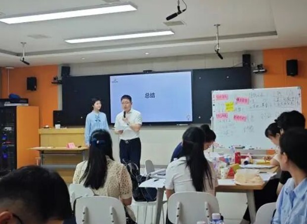 四川理工技师学院举行师资提高班活动