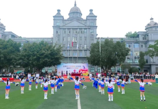 成都协同外语学校学生风采
