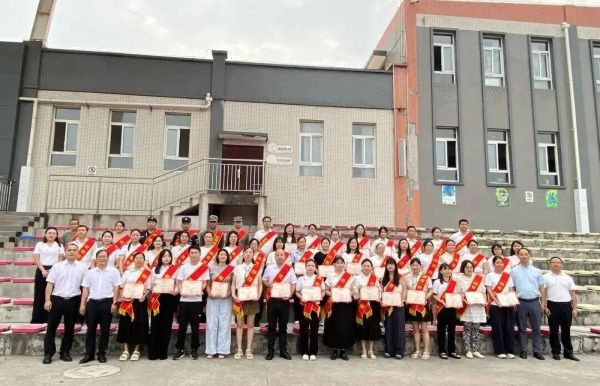 富顺职业技术学校师资 富顺职业技术学校师资