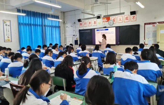 郫都一中学生风采 郫都一中学生风采