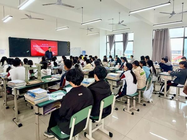 乐山医药科技高级技工学校