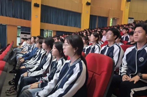 仁寿新科高中学子风采