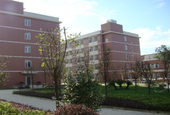 成都技师学院宿舍