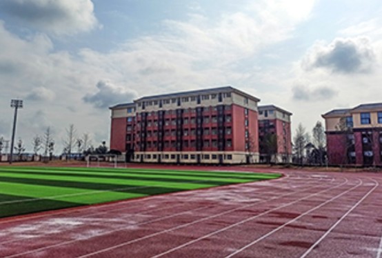 德阳市博雅明德高级中学校园一角 德阳市博雅明德高级中学校园一角